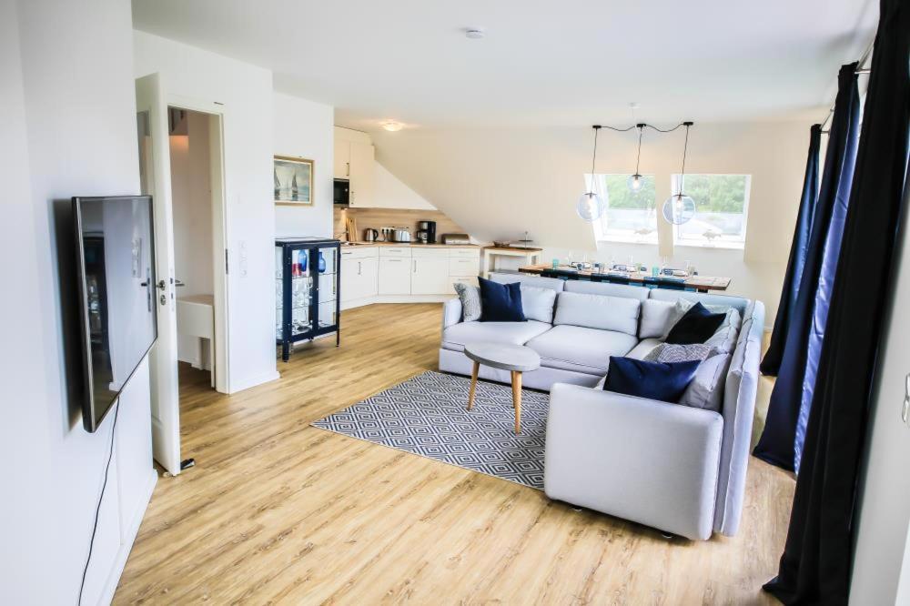 Ferienwohnung Ostseeglitzern ชาร์บอยท์ซ ภายนอก รูปภาพ